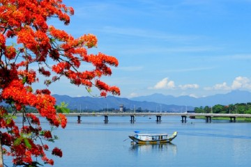 Khám phá vẻ đẹp bình dị xứ Huế