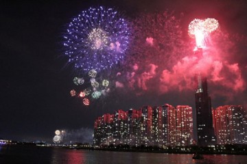 Lễ Hội Bắn pháo hoa Đà Nẵng Tết