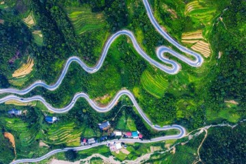Những cung đường đèo Miền Bắc hút khách