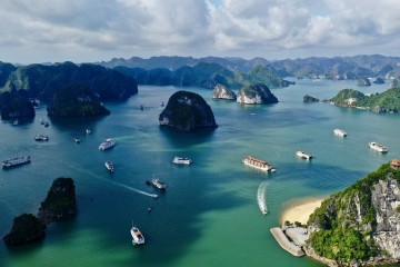 Bỏ túi kinh nghiệm khi khám phá Hạ Long tết