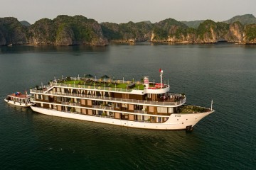 Trải nghiệm du thuyền Hạ Long