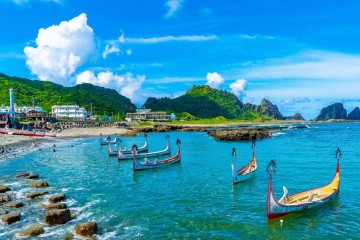 Tránh nóng trên đảo Hoa Lan