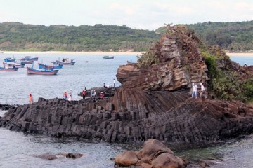Ghềnh Đá Đĩa Phú Yên