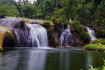 Thác Mơ điểm trốn nắng tại Quảng Bình 