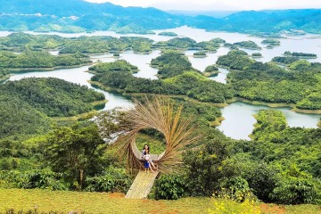Hồ Tà Đùng giữa đại ngàn Tây Nguyên
