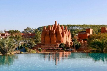 Khám phá vẻ đẹp thị trấn gốm Trung Hoa
