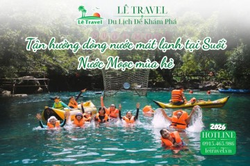Tận hưởng dòng nước mát lạnh tại Suối Nước Moọc mùa hè