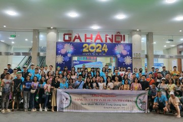 CÓ NÊN ĐI DU LỊCH GHÉP TOUR HAY KHÔNG?