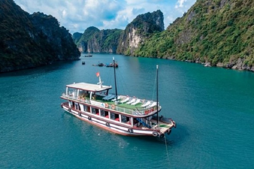 Du Lịch Cát Bà - Vịnh Lan Hạ 1 Ngày
