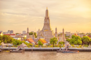 Wat Arun - Bình Minh Trên Dòng Sông Chao Phraya