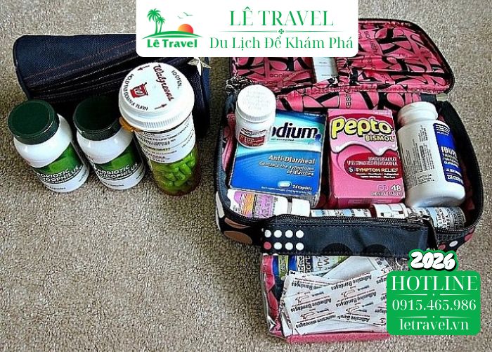 Combo thuốc cần mang theo trong túi du lịch