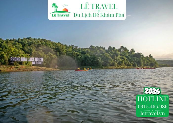 Phong Nha Lake House Resort – View hồ bơi vô cực bên hồ Đồng Suồn