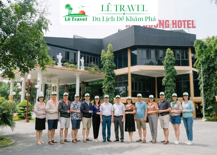 Đoàn Lê Travel nghỉ ngơi tại khách sạn Kim Cương