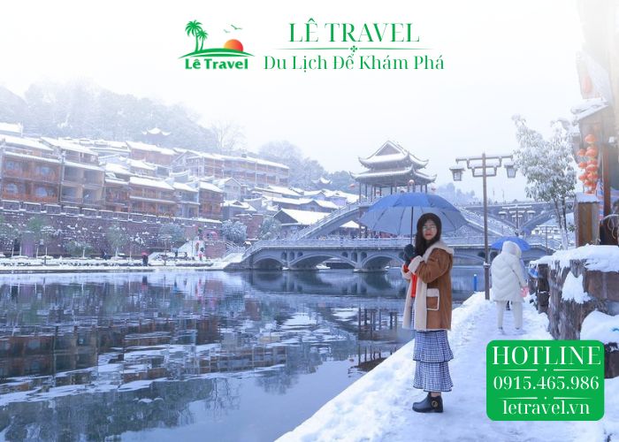 Phượng Hoàng Cổ Trấn - Vẻ Đẹp Yên Bình