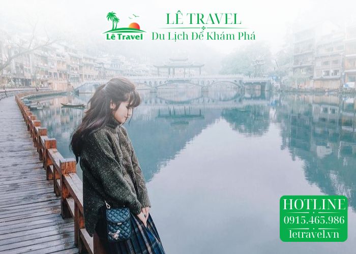 đi phượng hoàng cổ trấn tháng 11 12