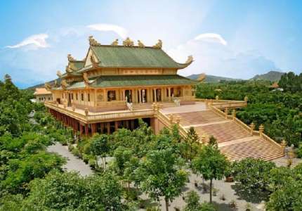 Tham quan ngôi chùa đạt 4 kỷ lục tại Vũng Tàu