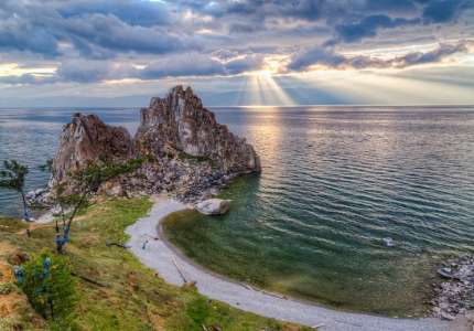 Khám phá vẻ đẹp Hồ Baikal nước Nga