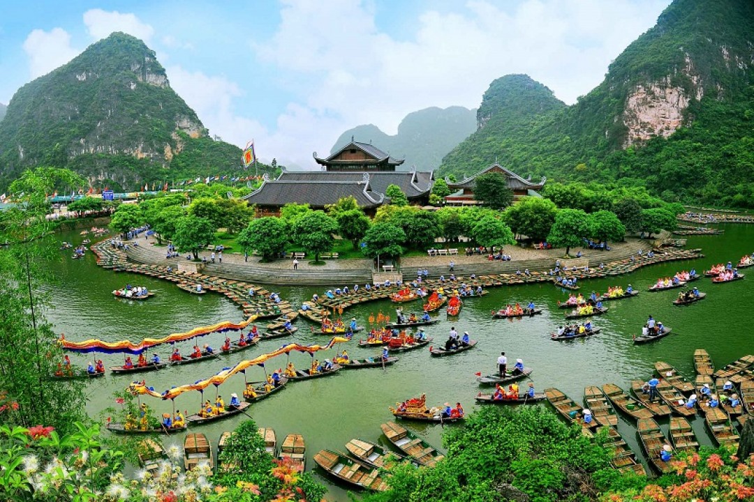 Tour Du Lịch Bái Đính - Tràng An 1 Ngày