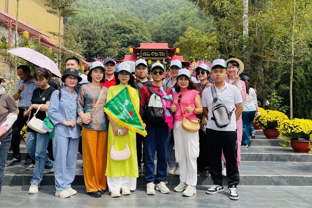 Tour Tam Chúc - Địa Tạng Phi Lai Tự 1 Ngày