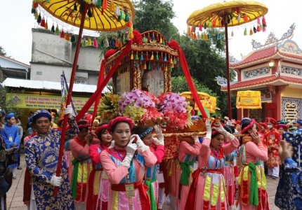 Lễ hội Thủy Long Thánh Mẫu – Hành trình tâm linh văn hóa tại Phú Quốc