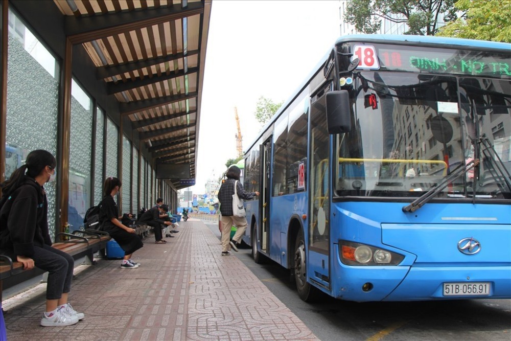 Giao thông công cộng và di chuyển trong thành phố