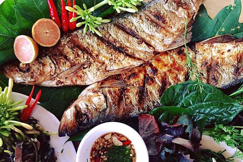 Cá nướng mang hương vị đặc trưng vùng Tây Bắc