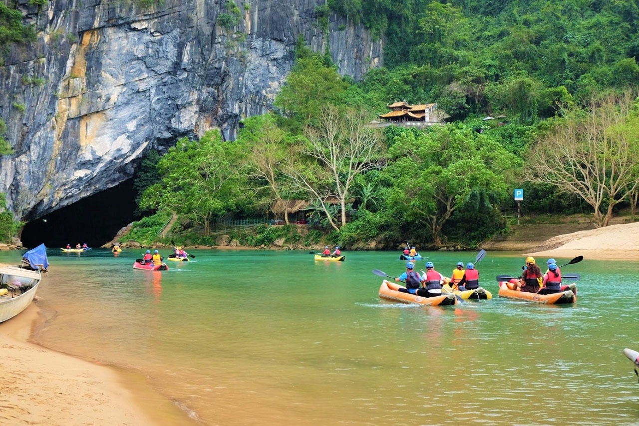 Du lịch động Phong Nha Kẻ Bàng Quảng Bình